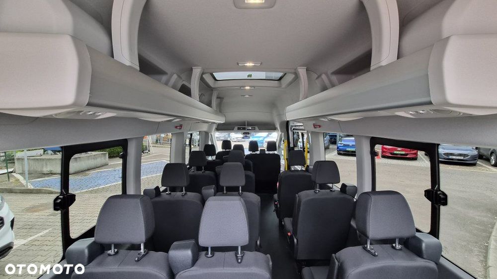 Ford Transit - 10