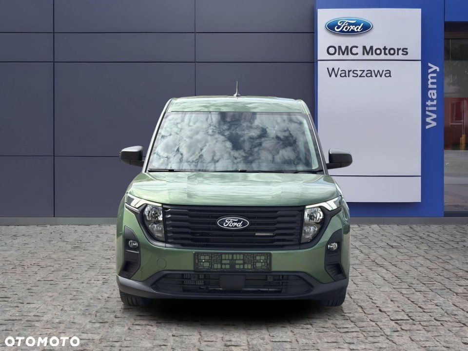 Ford Transit Courier - 9