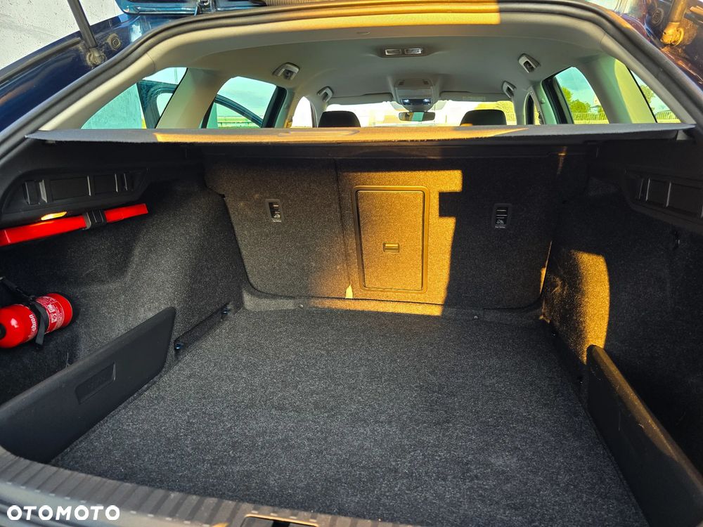 Skoda Octavia 2.0 TDI Ambition DSG - 9