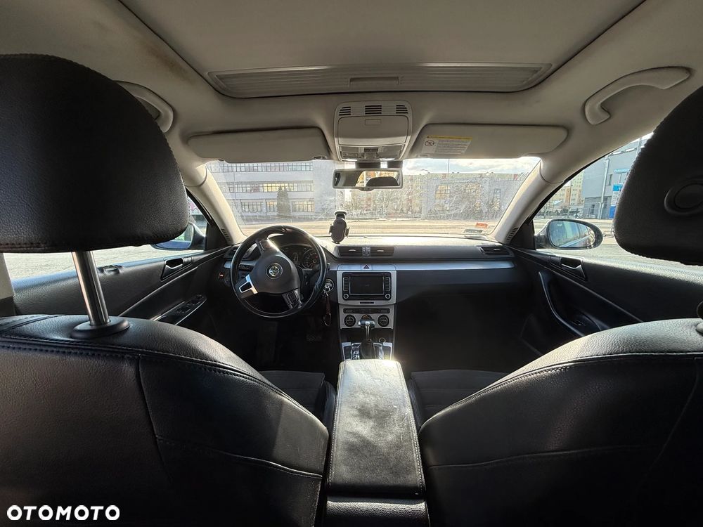 Volkswagen Passat 2.0 TDI DPF DSG Highline - 5