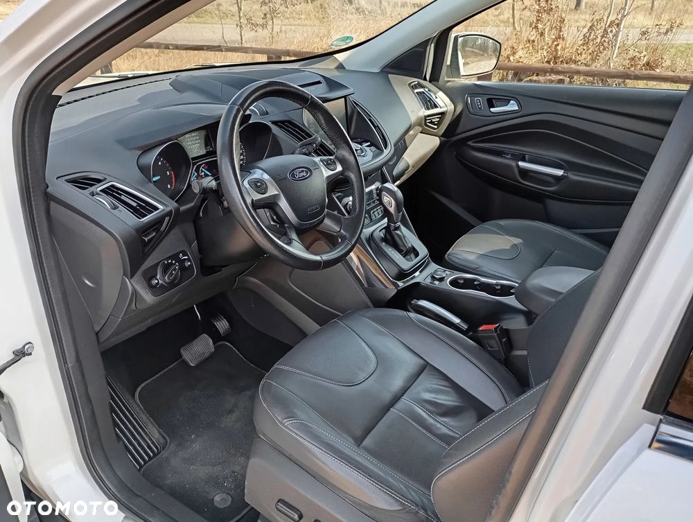 Ford Kuga ver-2-0-tdci-awd-titanium - 25