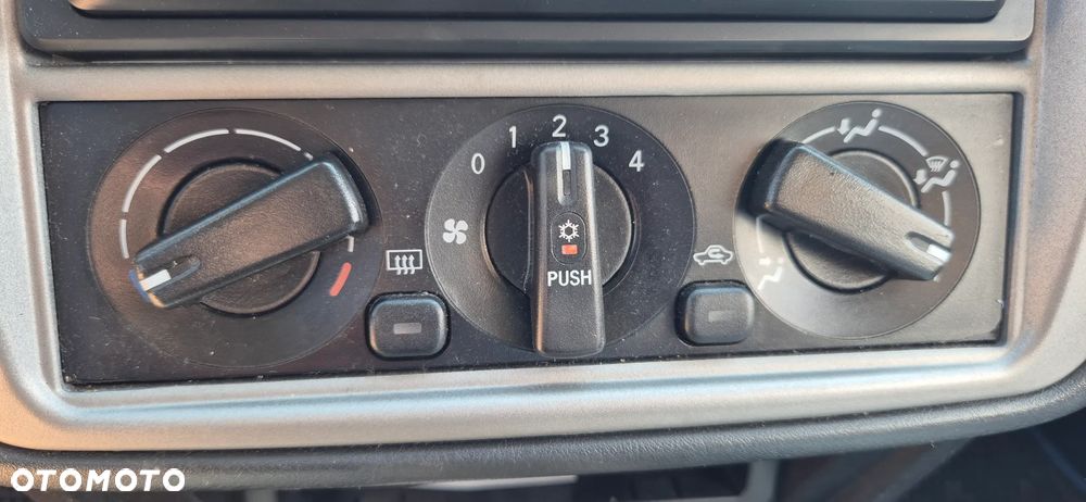 Mitsubishi Pajero Pinin - 9
