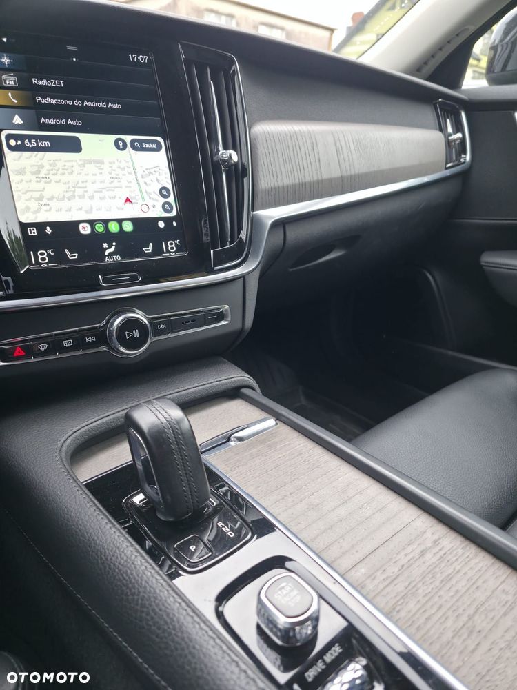 Volvo V90 B4 D Momentum Pro - 8