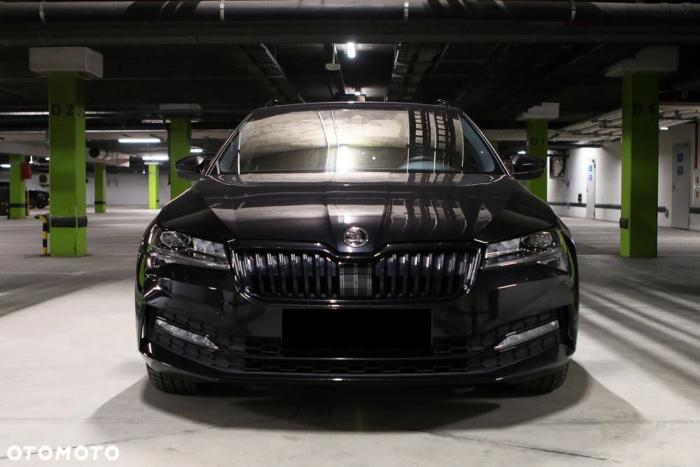 Skoda Superb 2.0 TDI SCR Sportline DSG - 10