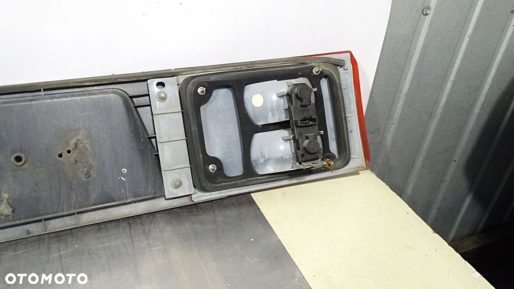 BLENDA KLAPY BAGAŻNIKA SEAT ALHAMBRA 1.9    964579 - 8