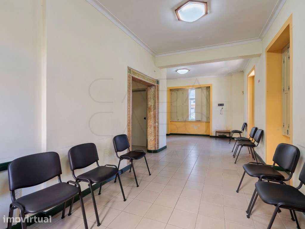 Palacete Histórico no Bairro Salgado - Setúbal - Grande imagem: 4/23
