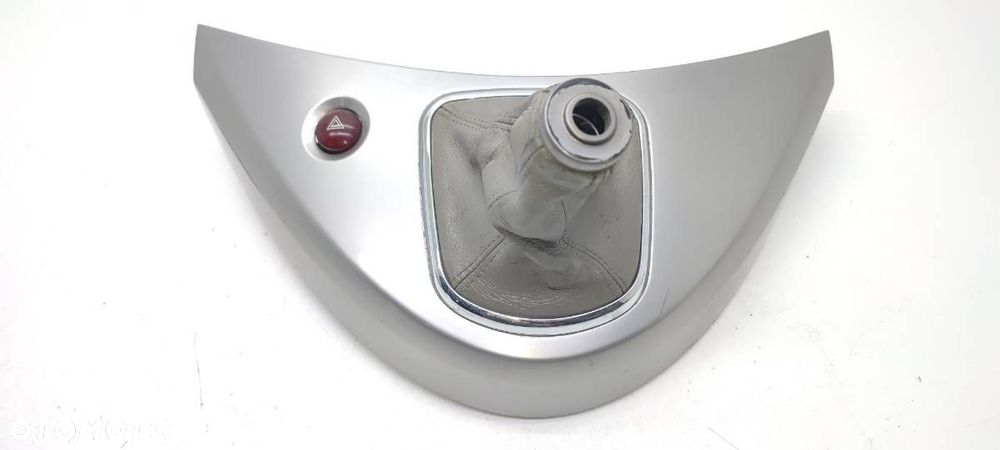 MIESZEK BIEGÓW RAMKA PANEL DEKOR MITSUBISHI GRANDIS MN151918 - 1