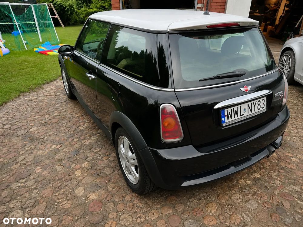 MINI ONE D - 3