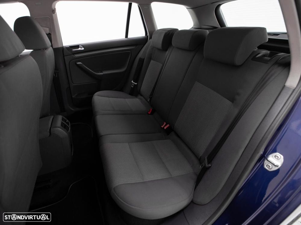 VW Golf Variant - 10