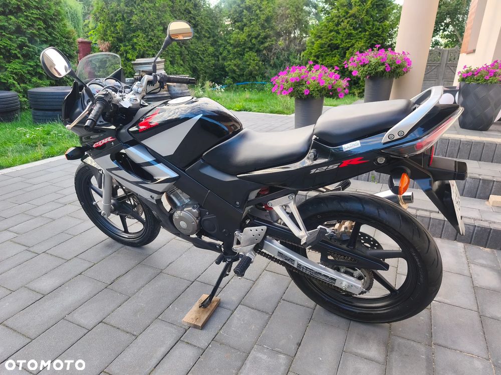 Honda CBR - 6