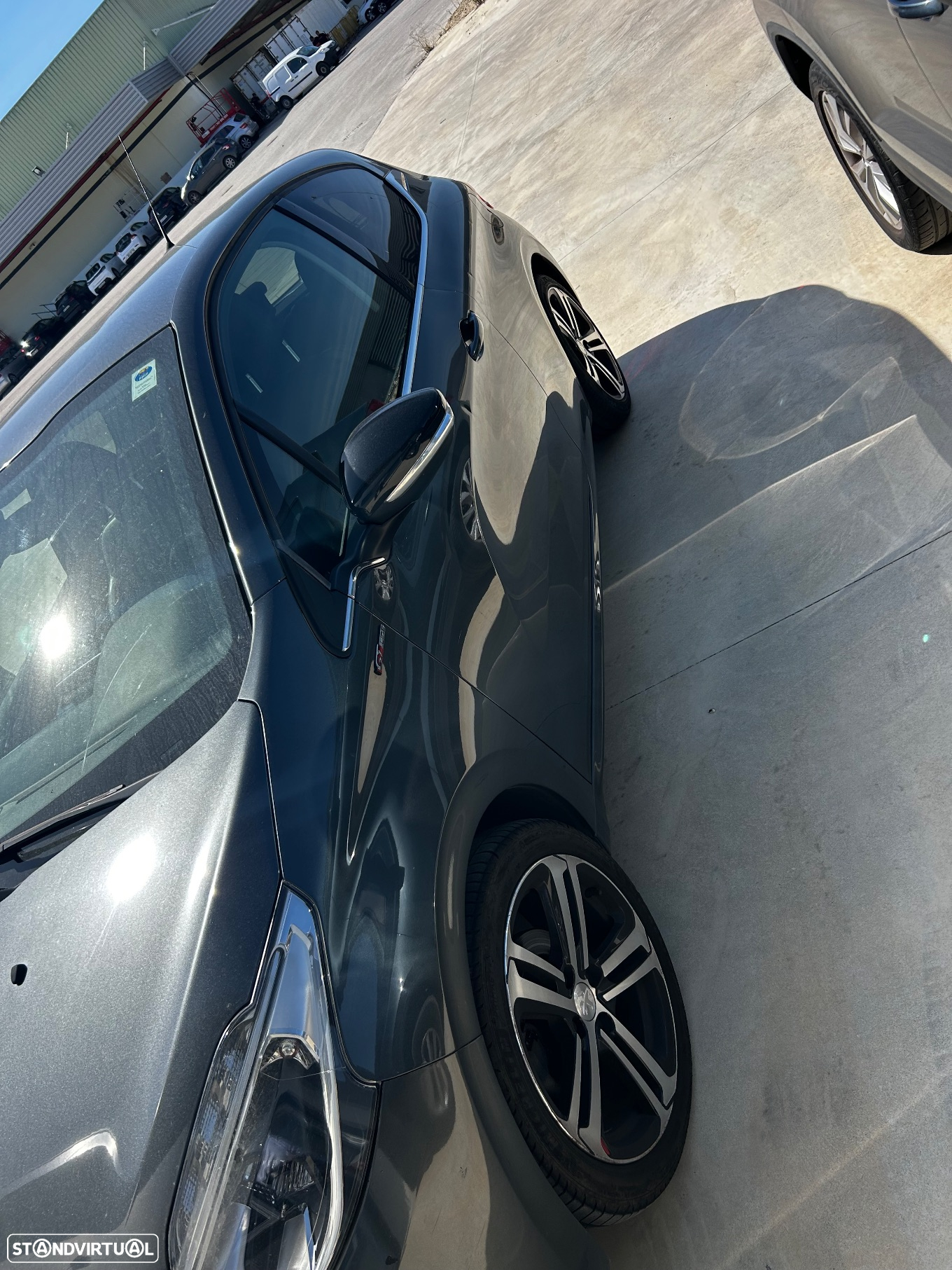 Peugeot 208 1.2 PureTech GT Line - 2