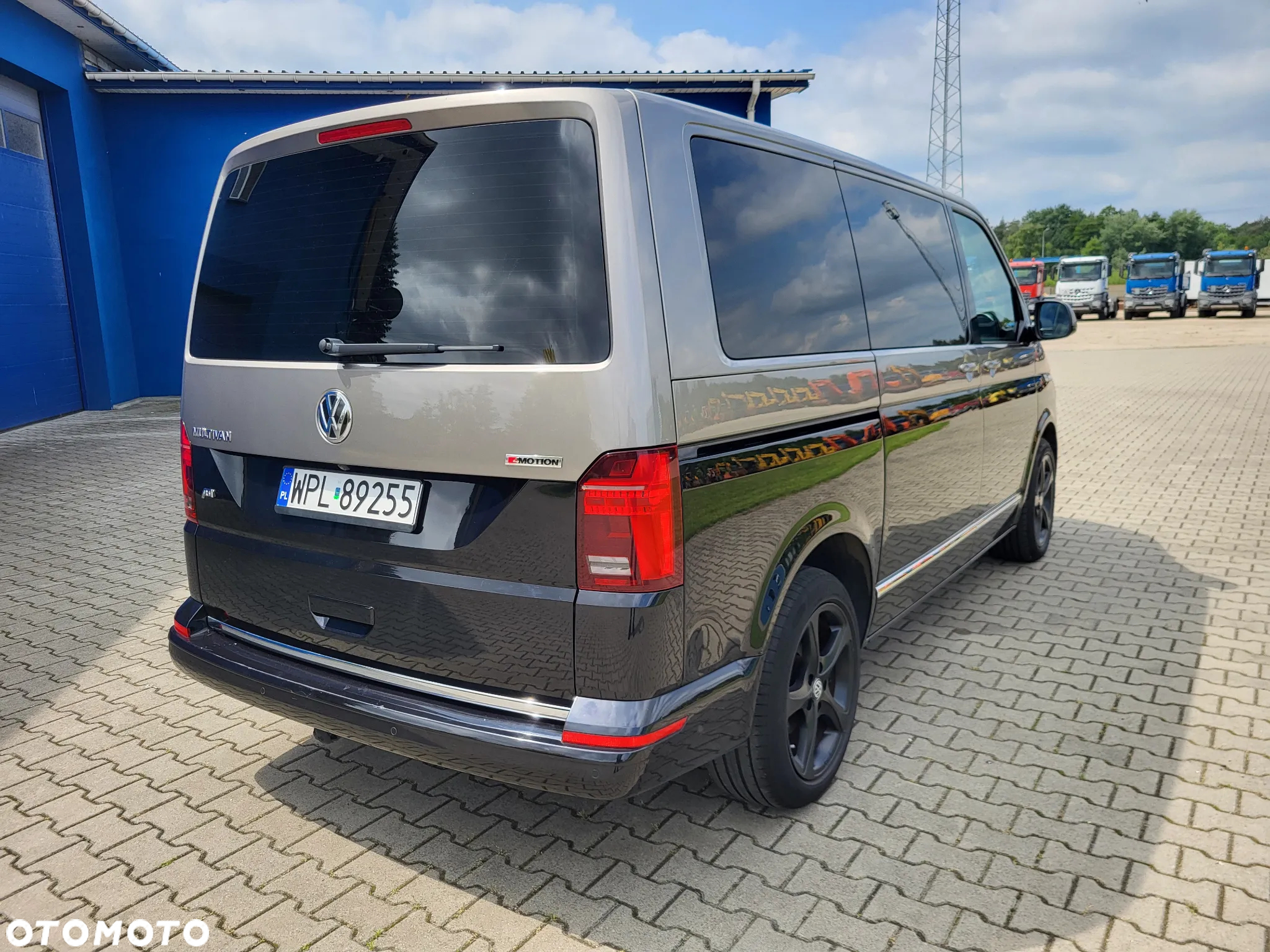 Volkswagen Multivan 6.1 2.0 TDI L1 Highline 4Motion DSG - 24