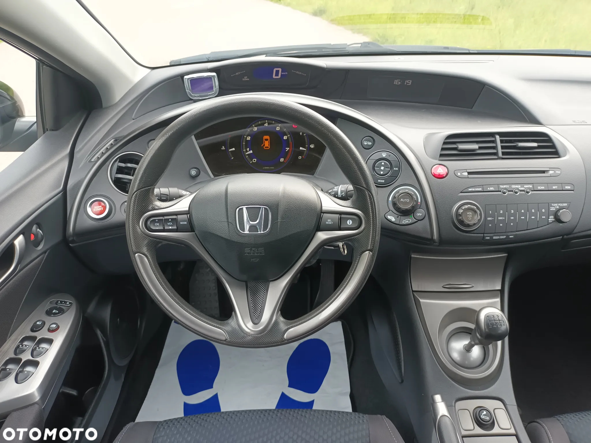 Honda Civic 1.4 i-VTEC Comfort - 25