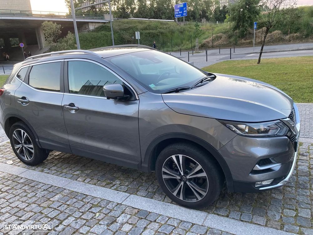 Nissan Qashqai 1.3 DIG-T N-Connecta - 1
