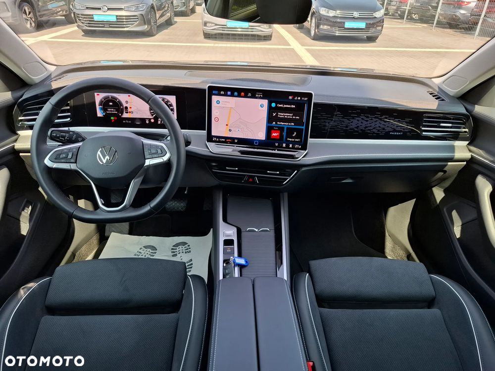 Volkswagen Passat 2.0 TDI SCR DSG Elegance - 9