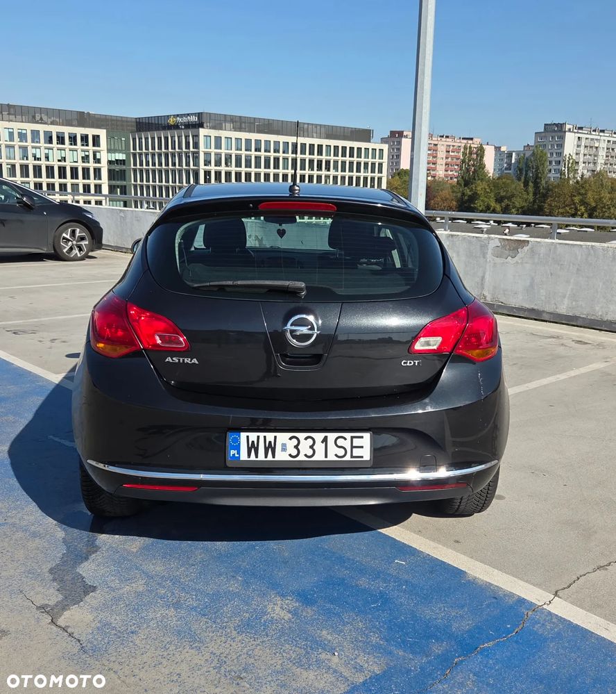 Opel Astra 1.6 CDTI Essentia - 7