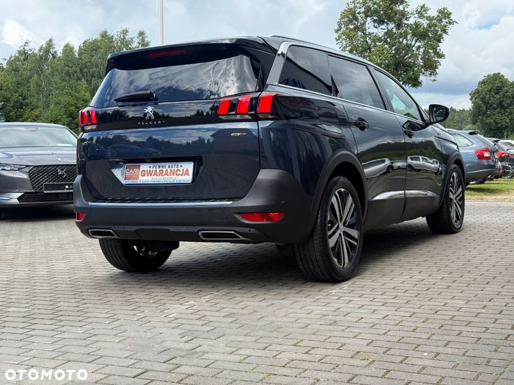 Peugeot 5008 - 9