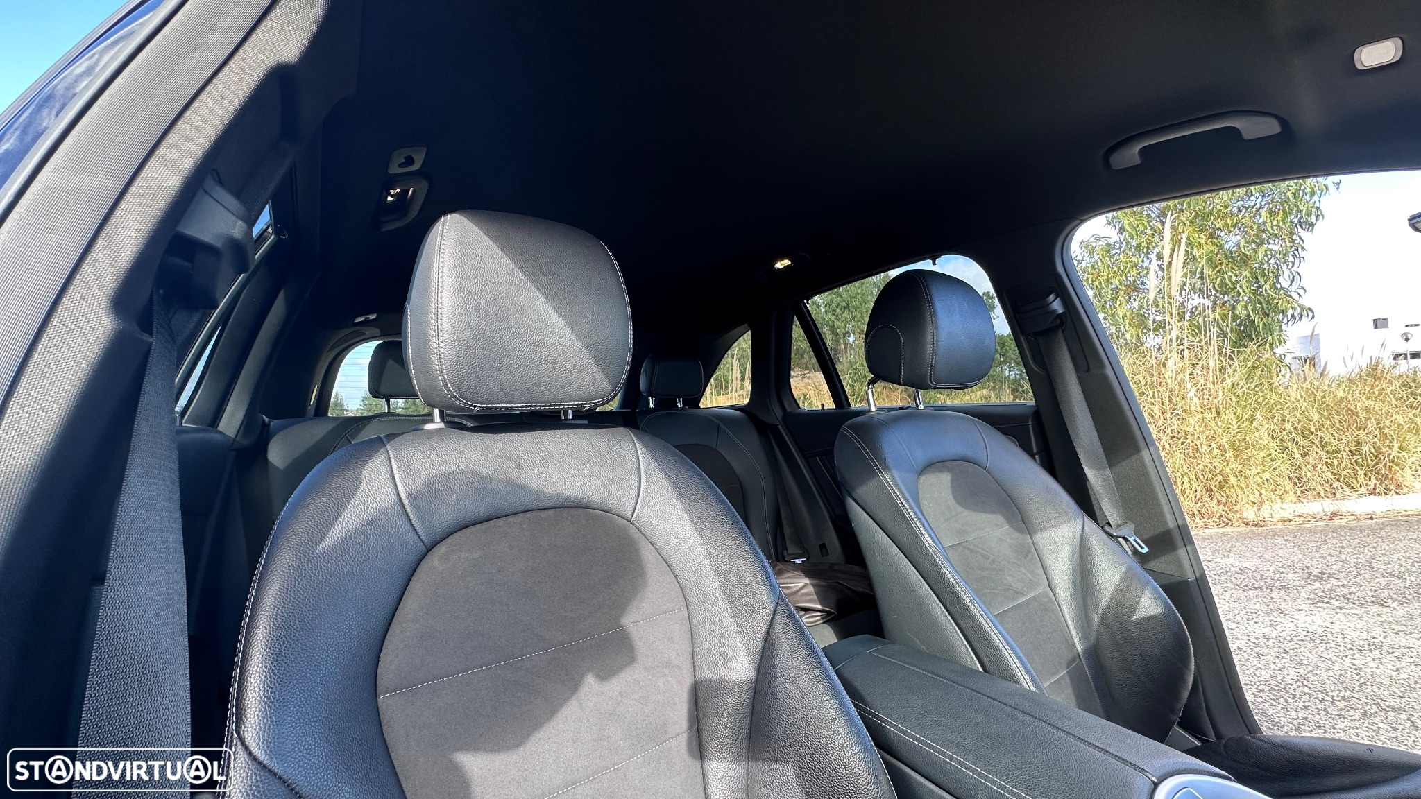 Mercedes-Benz GLC 250 d Coupe 4Matic 9G-TRONIC AMG Line - 11