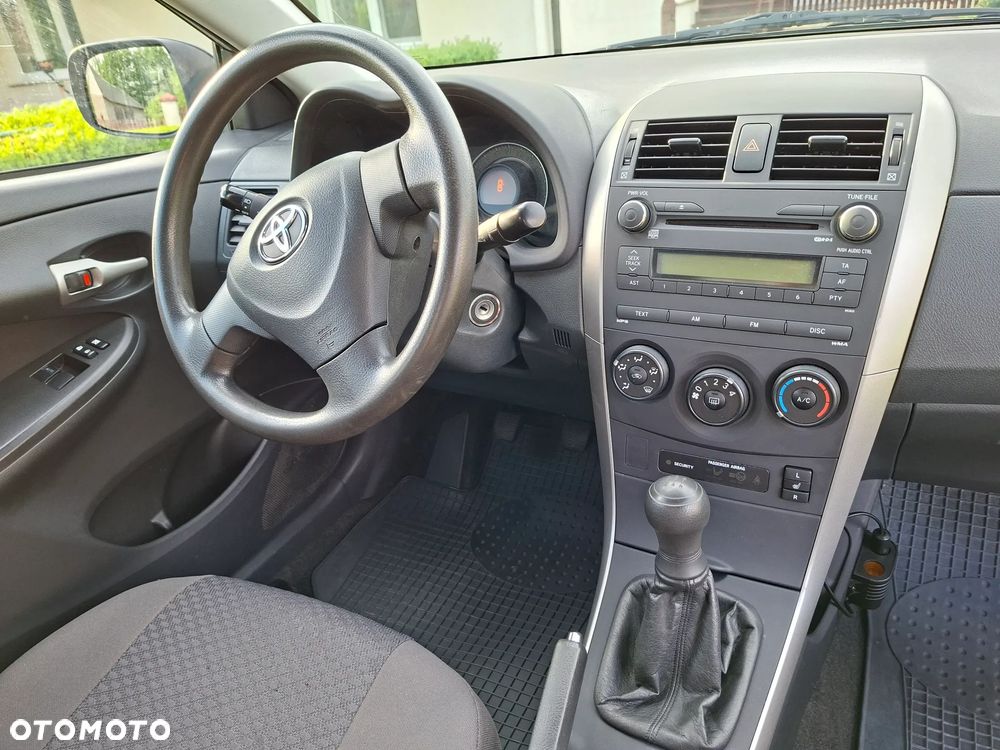 Toyota Corolla 1.4 VVT-i Terra - 15