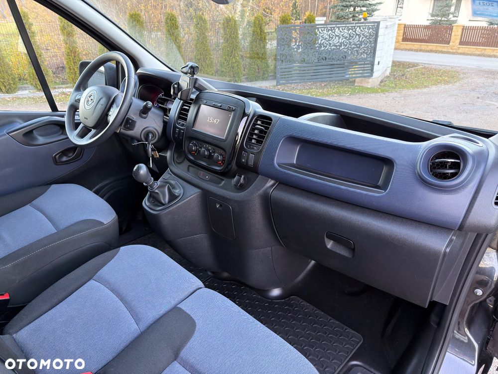 Opel Vivaro - 35
