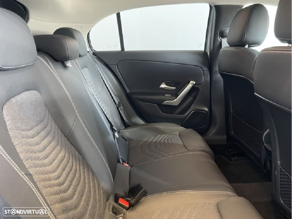 Mercedes-Benz A 250 e - 20