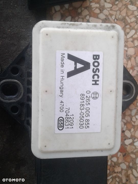 Czujnik ESP Żyroskop Toyota,avensis,auris,camry 89183-05030 - 2