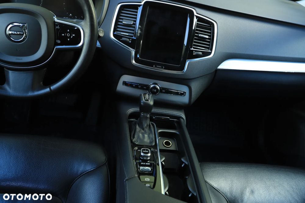 Volvo XC 90 - 14