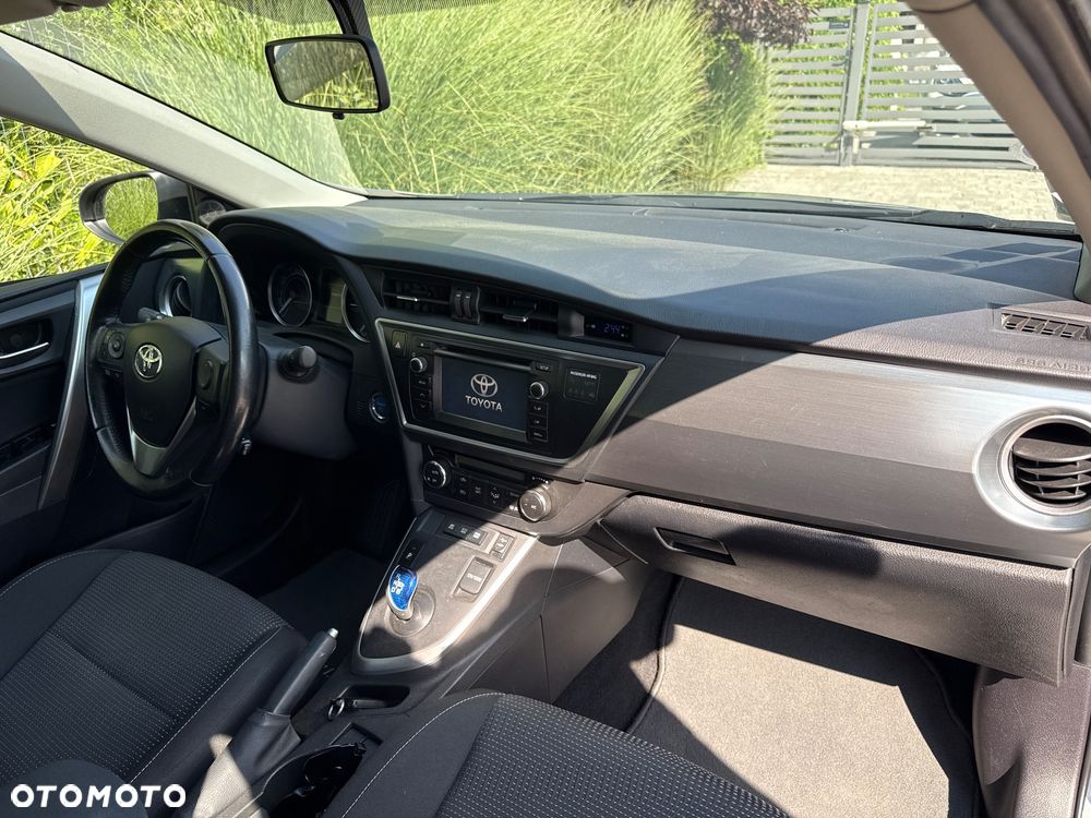 Toyota Auris Hybrid 135 Premium - 6