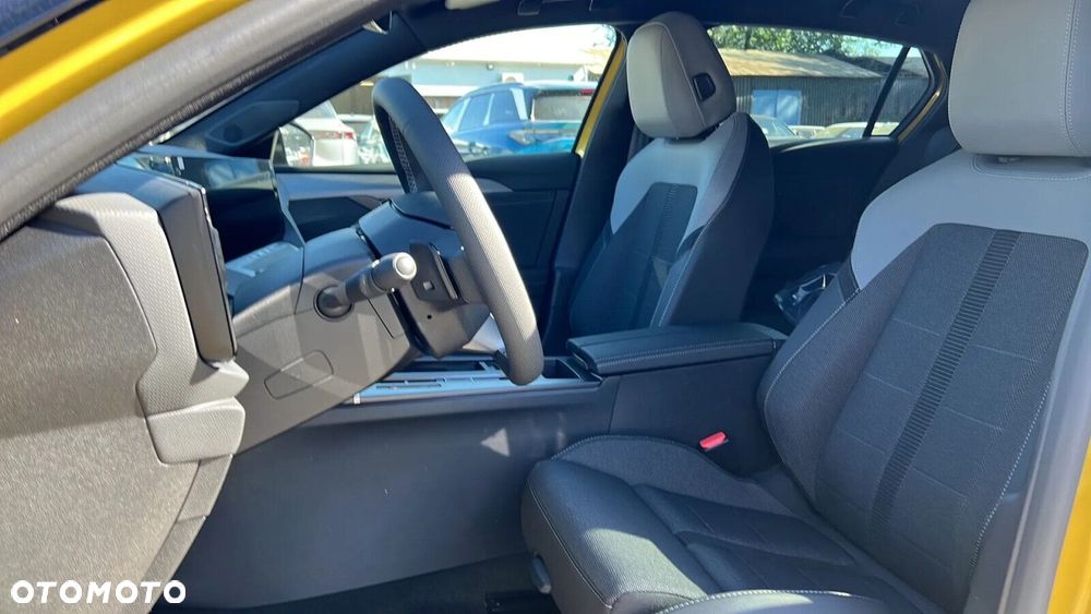 Opel Astra 1.2 T mHEV Ultimate eDTC - 12