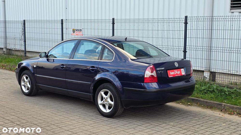 Volkswagen Passat 1.6 Comfortline - 5