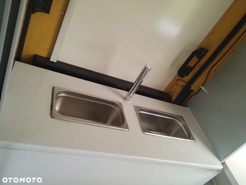 Mercedes-Benz Sprinter 308 CDI - 11