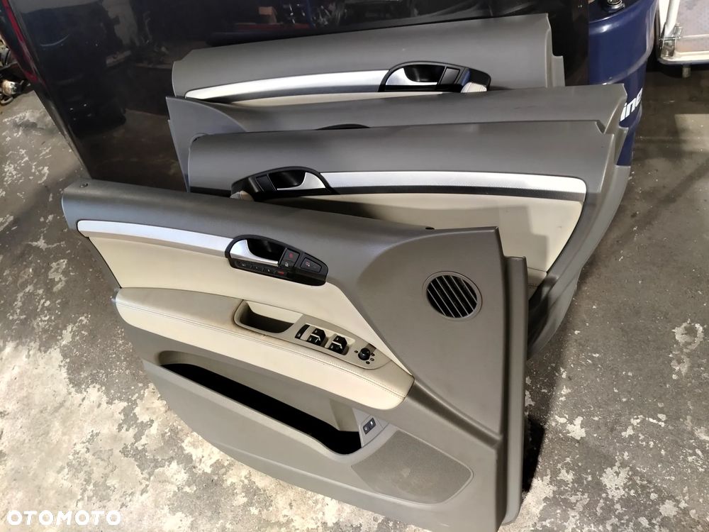 Boczki drzwi Audi Q7