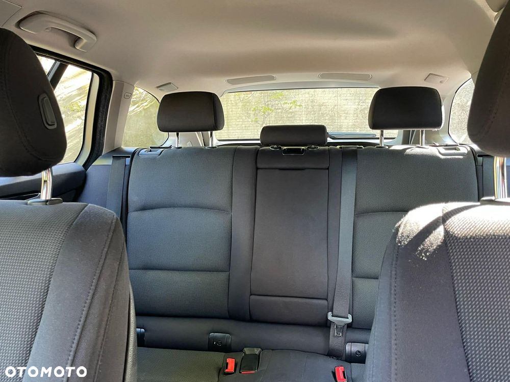 BMW Seria 5 520d - 8