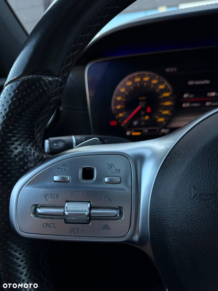 Mercedes-Benz Klasa E 220 d 4-Matic 9G-TRONIC - 21
