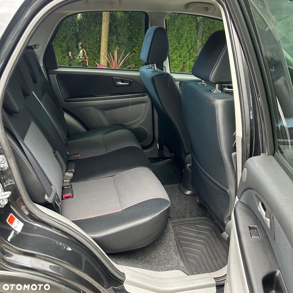 Suzuki SX4 1.6 VVT 4x4 Comfort - 34