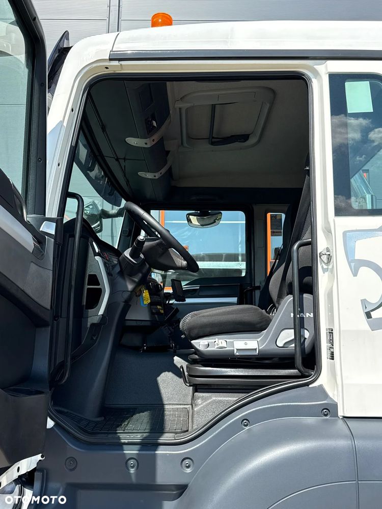 MAN MAN TGS TGX 35.400 // 8x4 // E5 // wywrotka kiper + HDS z czerpakiem / - 29