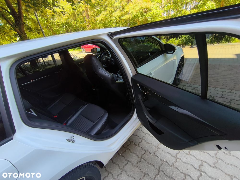 Skoda Octavia 2.0 TDI RS - 13