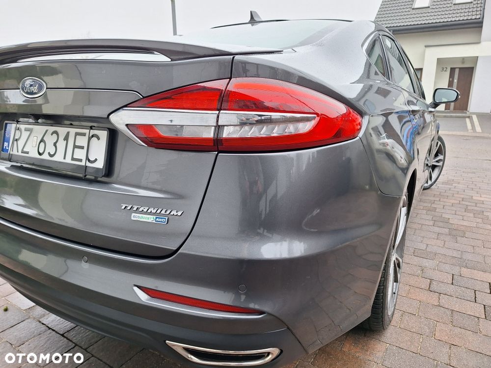 Ford Fusion - 1