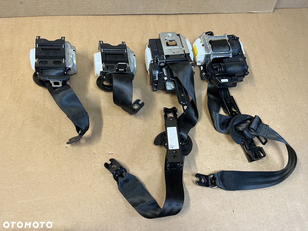 PASY BEZPIECZEŃSTWA AUDI A3 8Y0 KOMPLET AUDI A3 2020-2025 3 WTYCZKI - 6