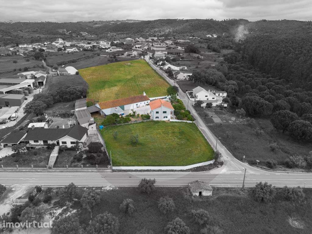 Moradia T5 - Alcanede, Santarém - Grande imagem: 2/14