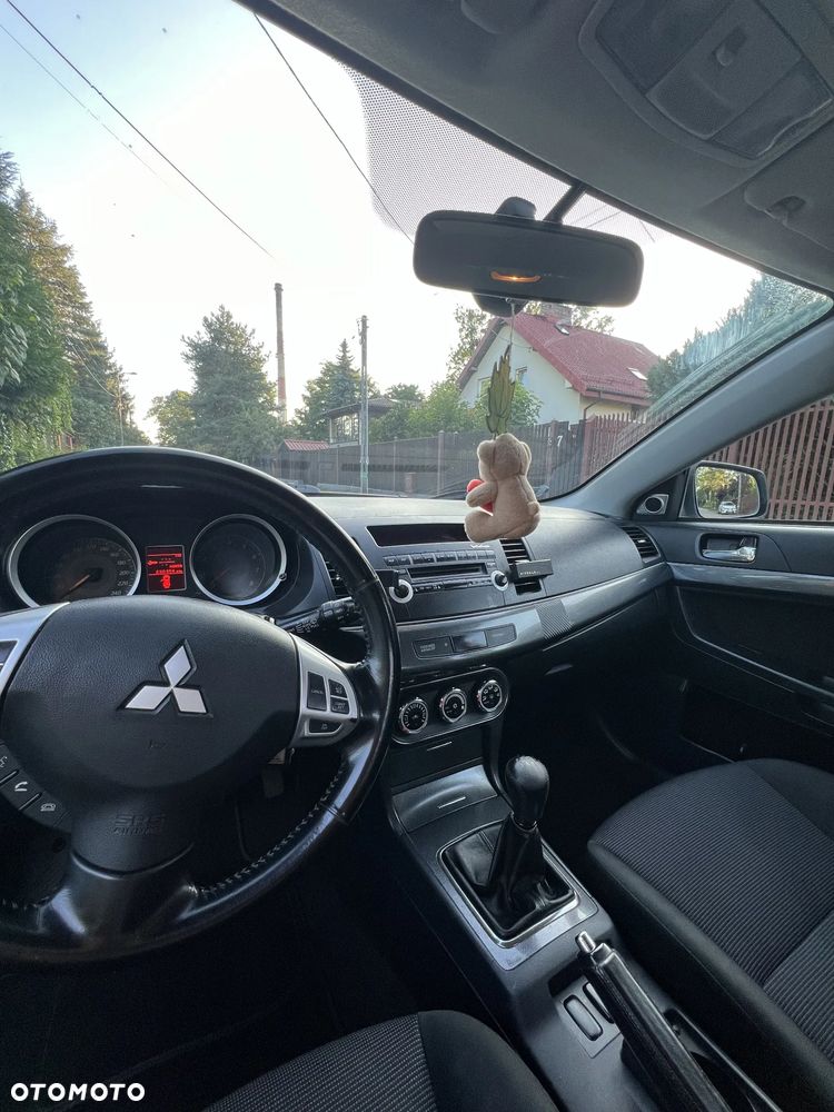 Mitsubishi Lancer 1.8 Intense LPG - 17