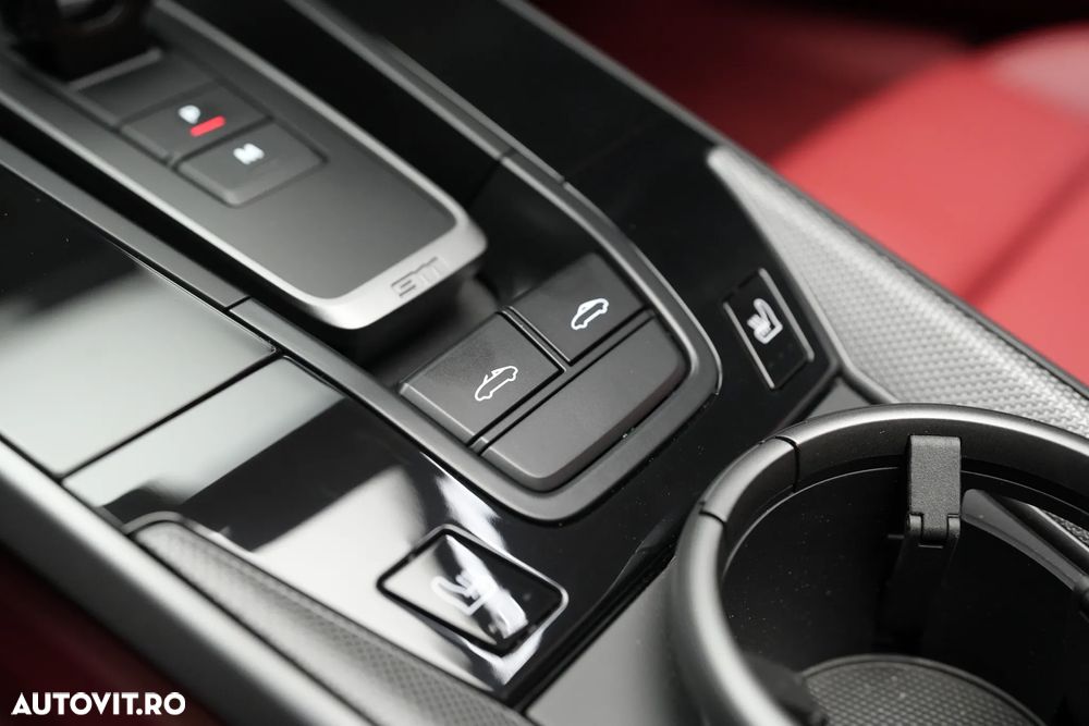 Porsche 911 Targa 4 PDK - 26