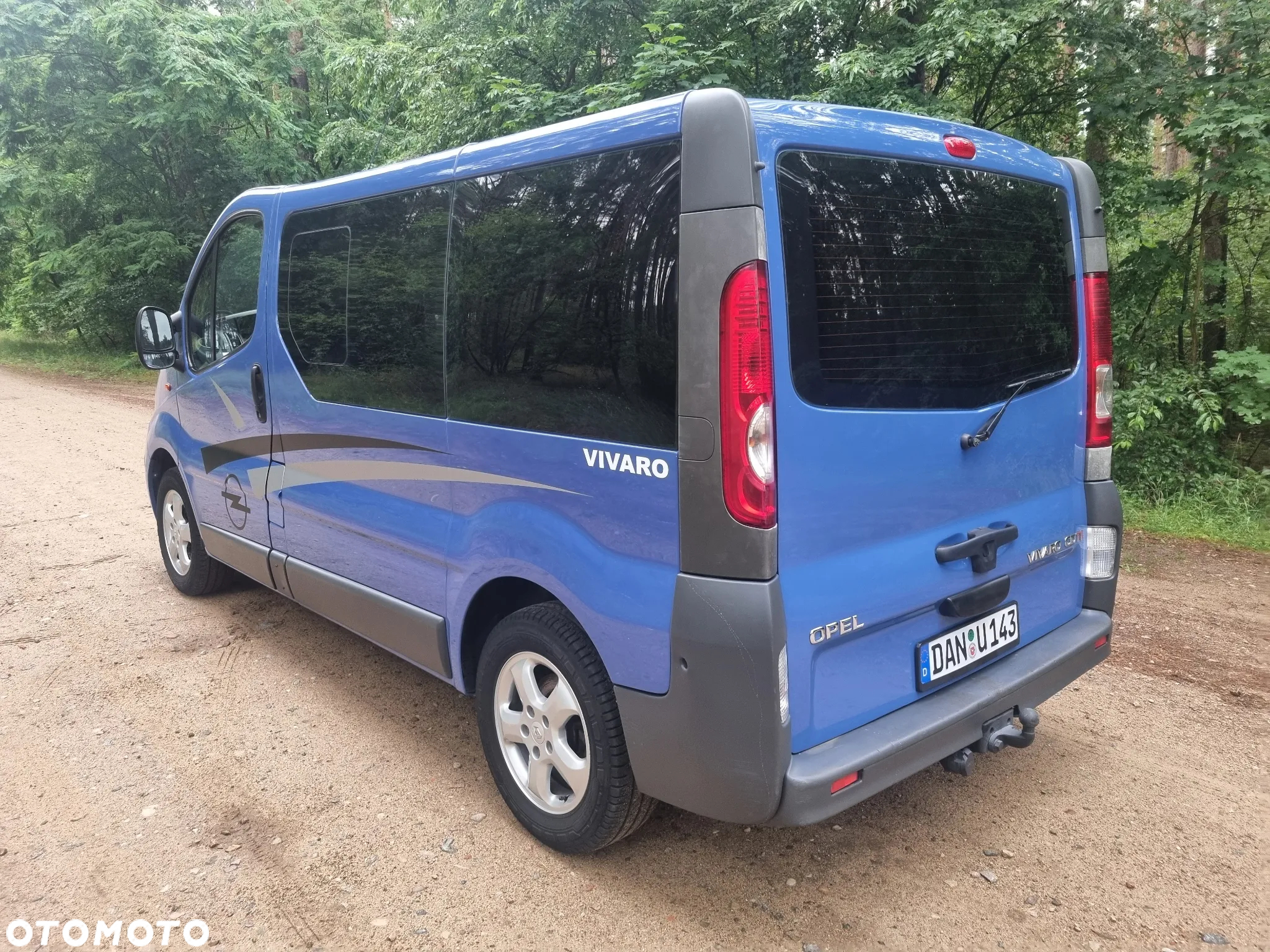 Opel Vivaro 2.5 CDTI L1H1 - 4