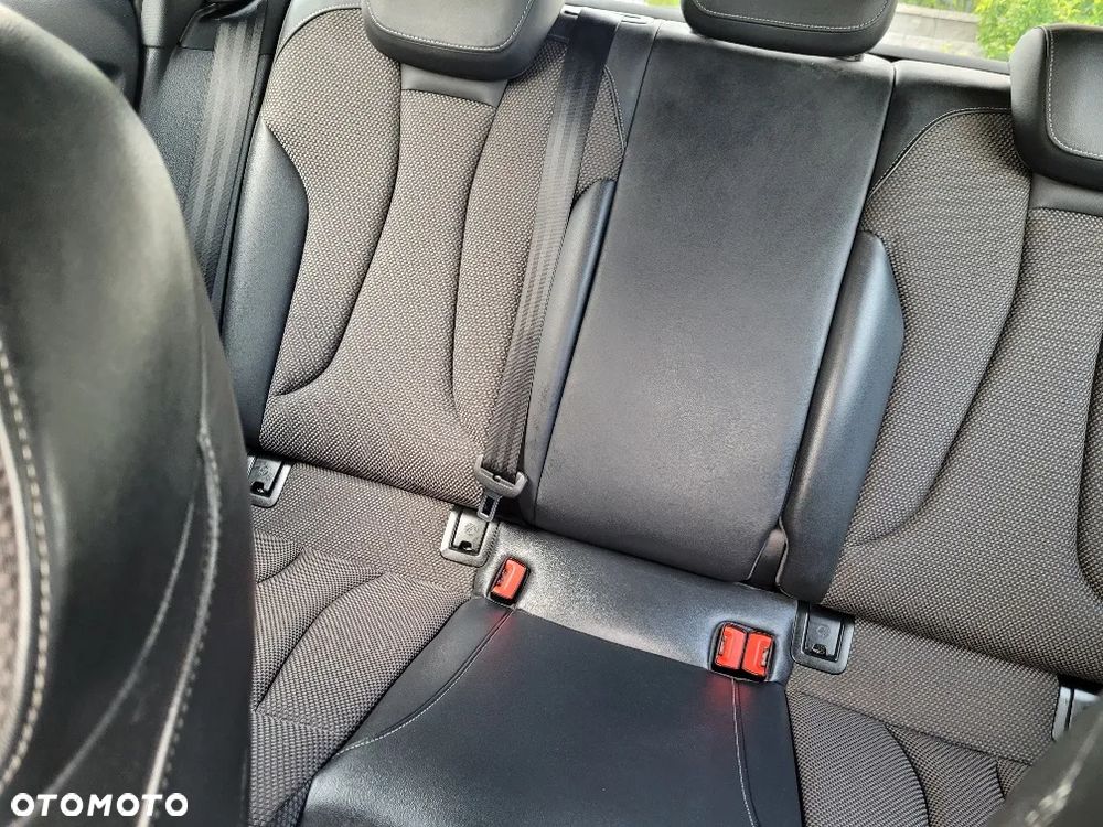 Audi A3 Sportback 35 TFSI S tronic S line - 18