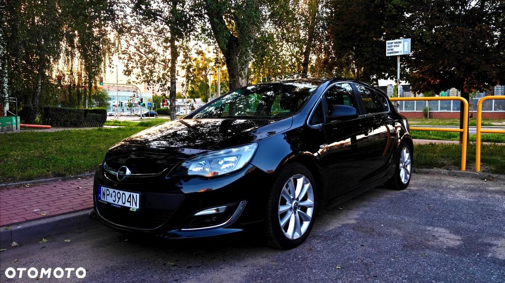 Opel Astra 2.0 CDTI Sport - 2
