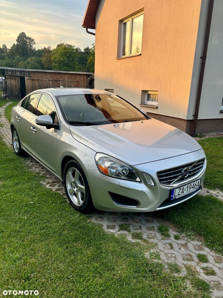 Volvo S60 2.5 T5 - 6