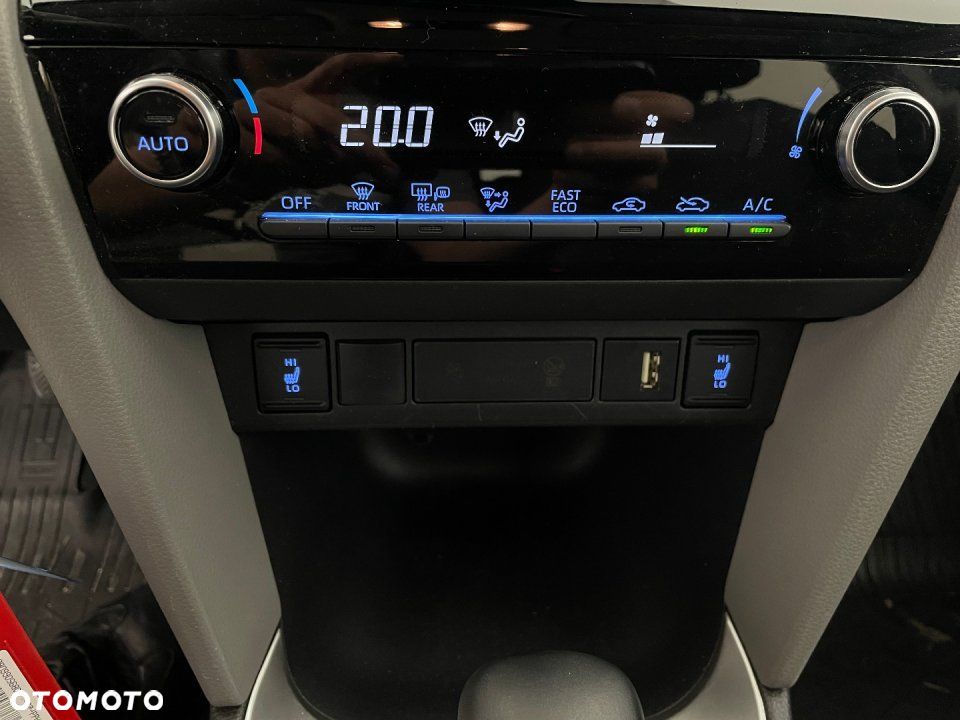 Toyota Yaris Cross - 13