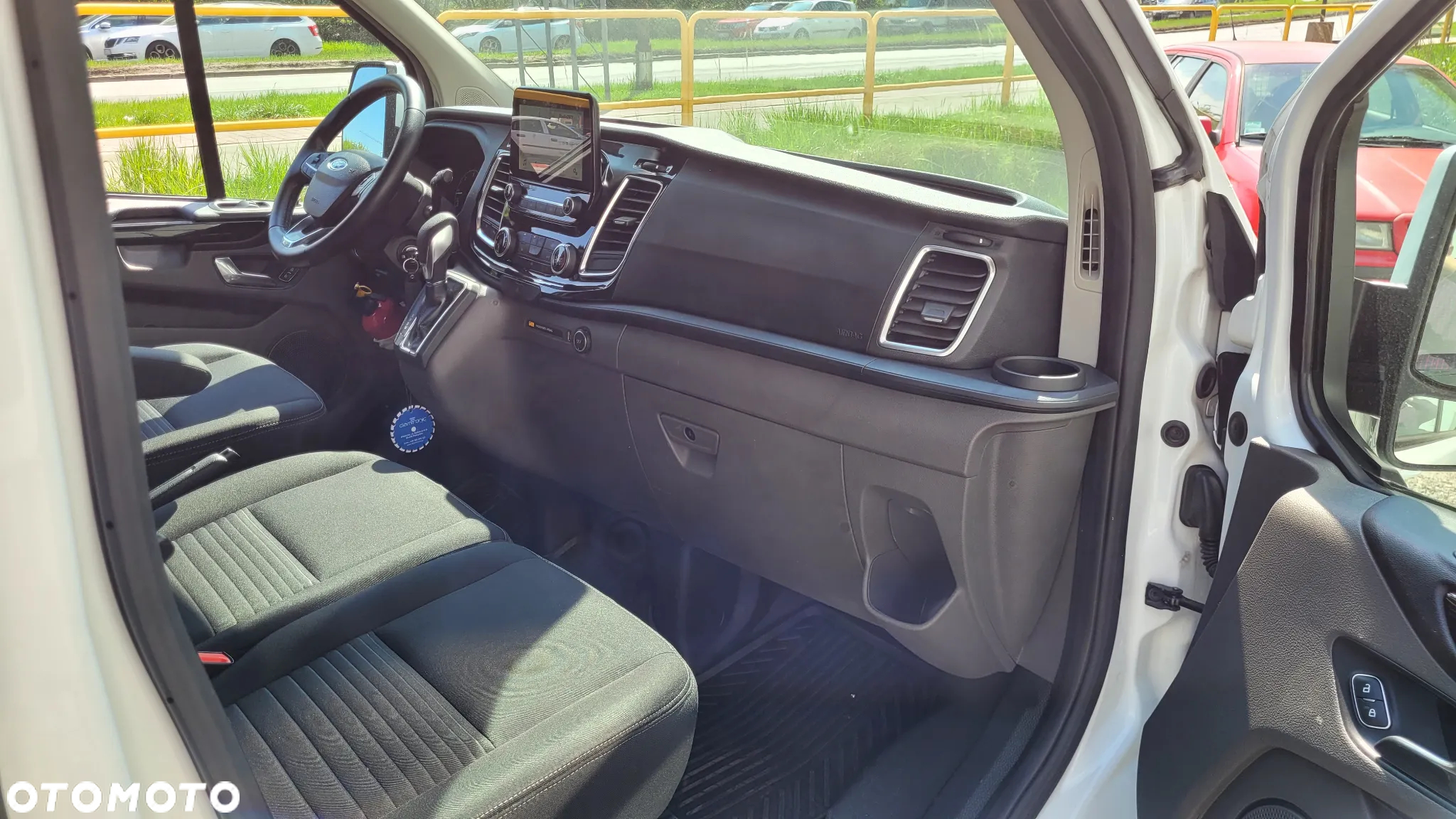 Ford Transit Custom - 13