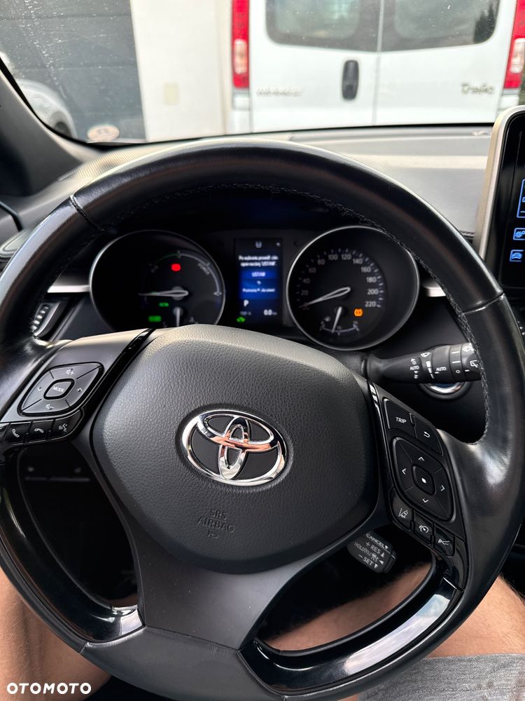 Toyota C-HR - 11