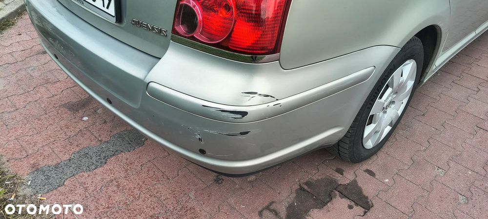 Toyota Avensis 1.8 VVT-i Sol - 5